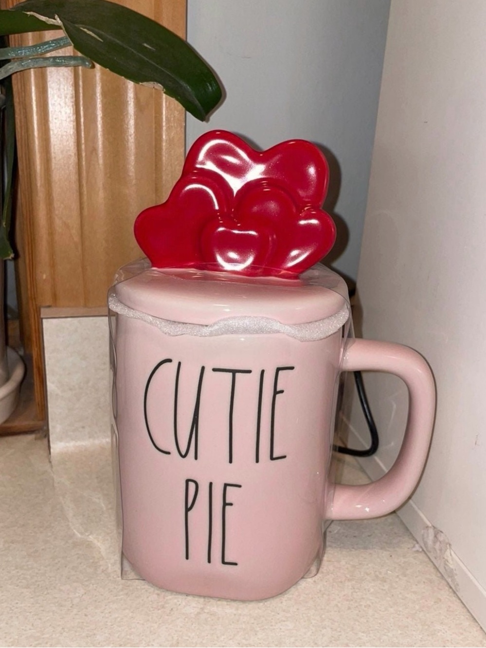 Rae Dunn cutie pie mug